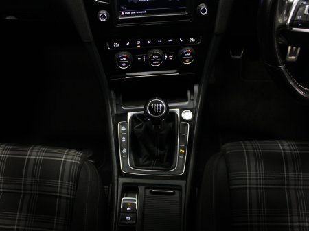 2017 Volkswagen Golf - photo 23