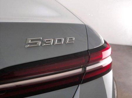 2024 BMW 5-Series - photo 26