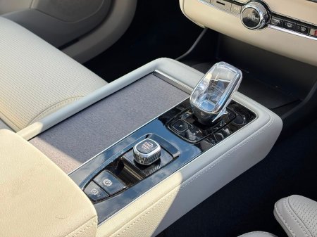 2026 Volvo XC90 - photo 12