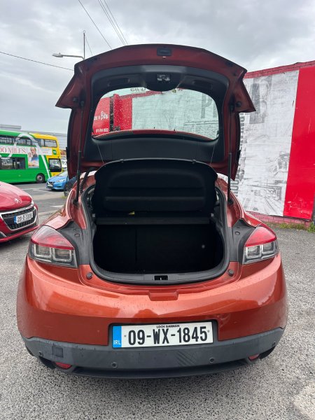 2009 Renault Megane - photo 23