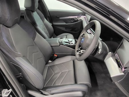 2026 BMW 5-Series - photo 12
