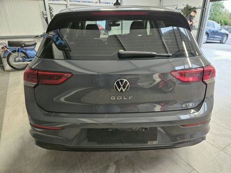 2020 Volkswagen Golf - photo 4