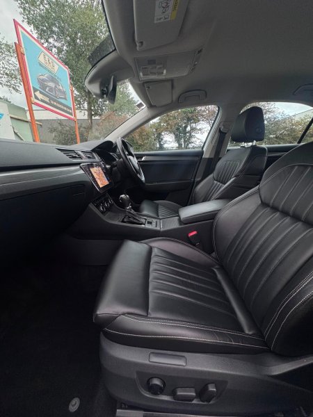 2020 Skoda Superb - photo 12