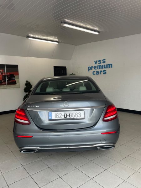 2016 Mercedes-Benz E-Class - photo 6