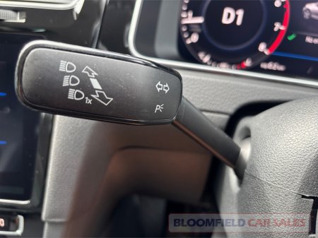 2019 Volkswagen Golf - photo 27