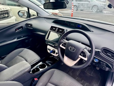 2017 Toyota Prius - photo 8