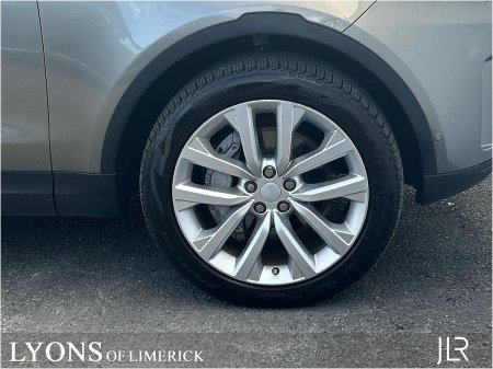 2023 Land Rover Discovery - photo 9