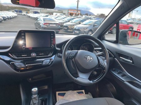 2023 Toyota C-HR - photo 9