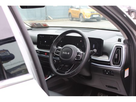 2025 Kia Sorento - photo 2