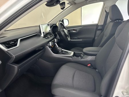 2020 Toyota RAV4 - photo 6