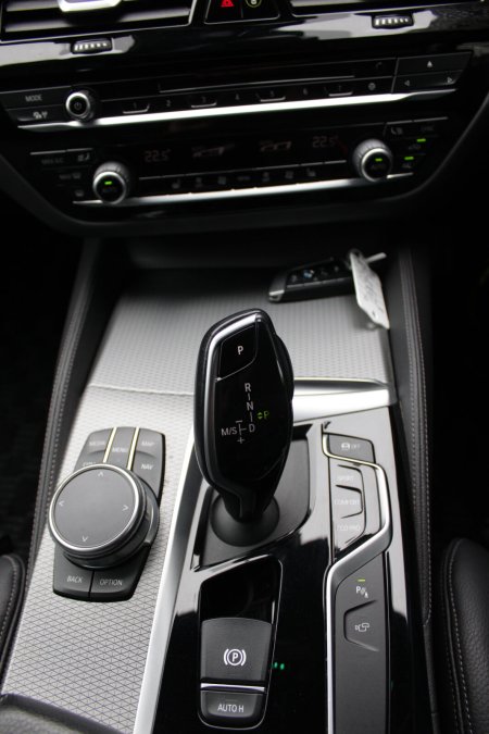 2019 BMW 5-Series - photo 14