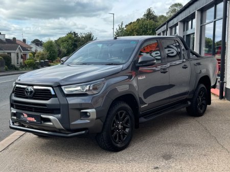 2021 Toyota Hilux - photo 3