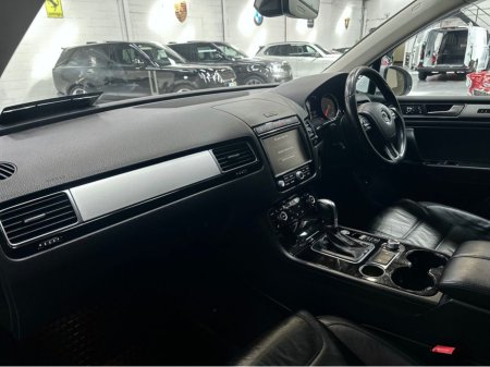 2018 Volkswagen Touareg - photo 10