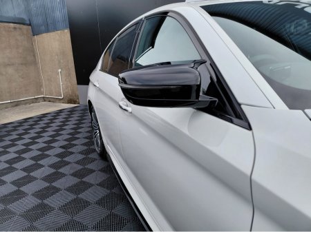 2017 BMW 5-Series - photo 4