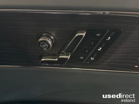 2025 Cadillac Lyriq - photo 28