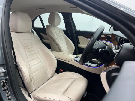 2017 Mercedes-Benz E-Class - photo 8