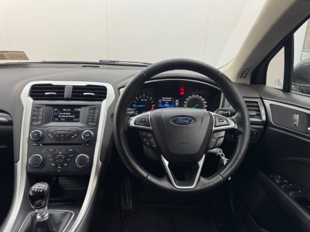 2016 Ford Mondeo - photo 10