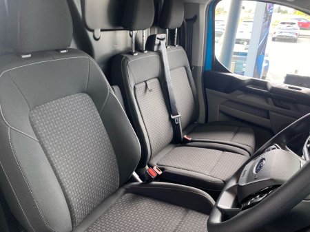 2026 Ford Transit Custom - photo 10