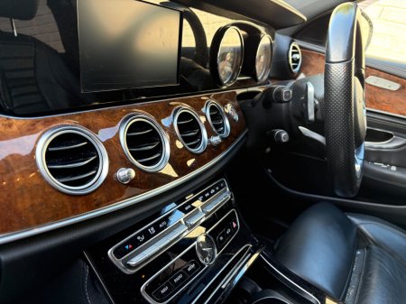 2017 Mercedes-Benz E-Class - photo 7