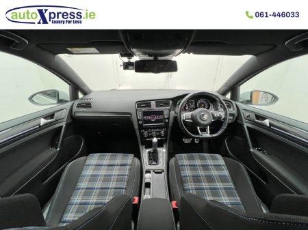 2017 Volkswagen Golf - photo 2