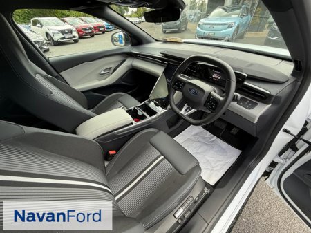 2025 Ford Capri - photo 12