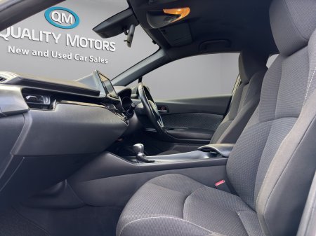 2019 Toyota C-HR - photo 16