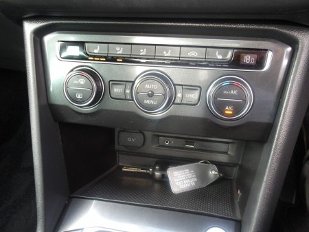 2017 Volkswagen Tiguan - photo 22