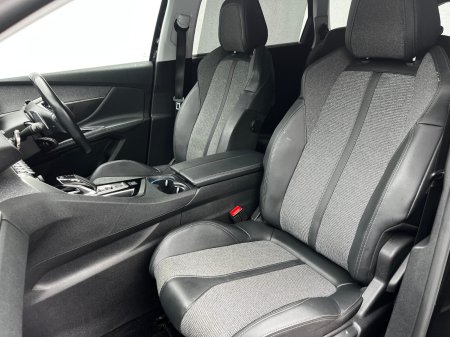 2020 Peugeot 5008 - photo 18