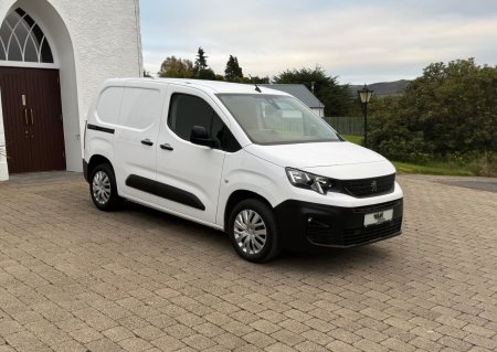 2021 Peugeot Partner