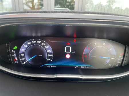 2018 Peugeot 5008 - photo 14