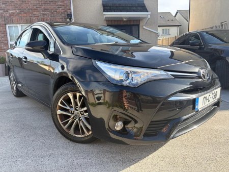 2017 Toyota Avensis 1.8 Manual Luna