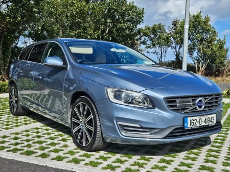 2016 Volvo V60 D4 (181hp) SE
