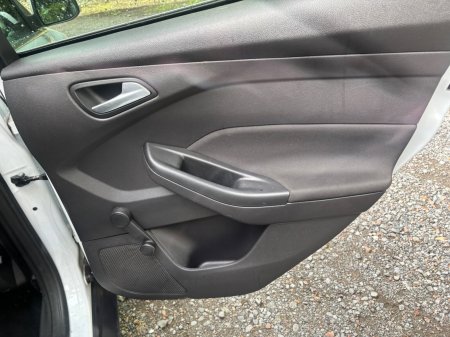 2014 Ford Focus - photo 13