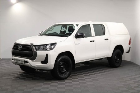 2022 Toyota Hilux - photo 3