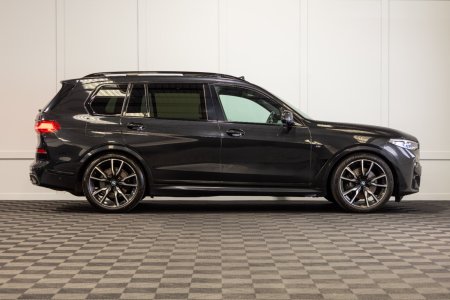 2022 BMW X7 - photo 6