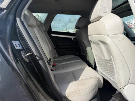 2005 Audi S4 - photo 5