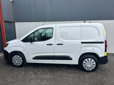 2020 Peugeot Partner - photo 5