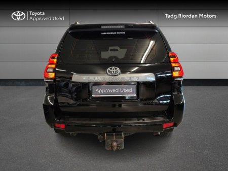 2018 Toyota Land Cruiser - photo 4