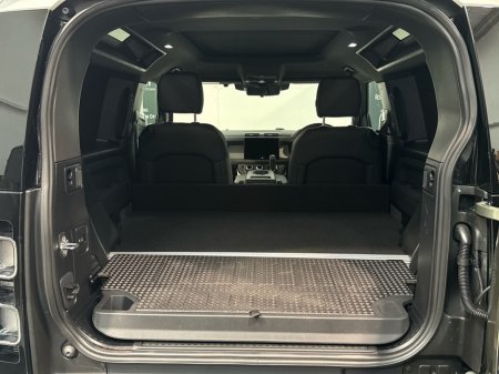 2025 Land Rover Defender - photo 23