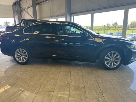 2015 Volkswagen Passat - photo 2