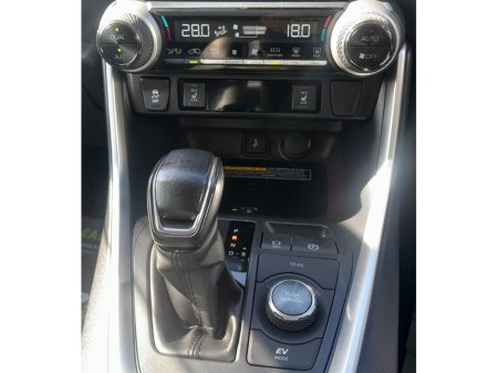2021 Toyota RAV4 - photo 23