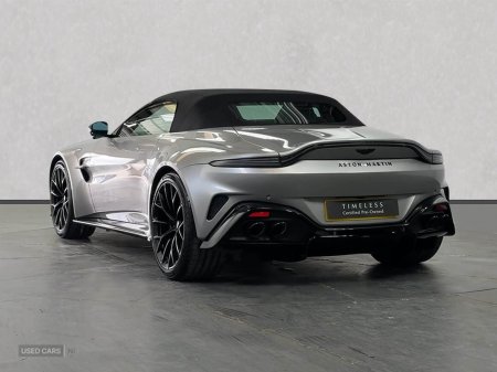 2025 Aston Martin Vantage - photo 8