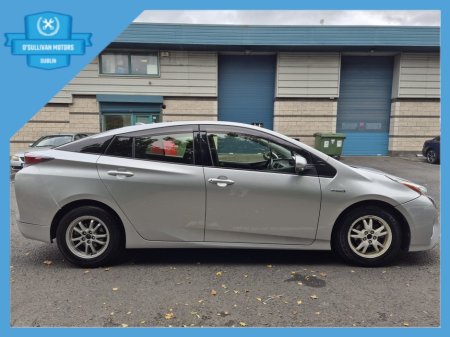 2016 Toyota Prius - photo 4