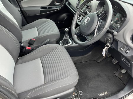 2020 Toyota Yaris - photo 14