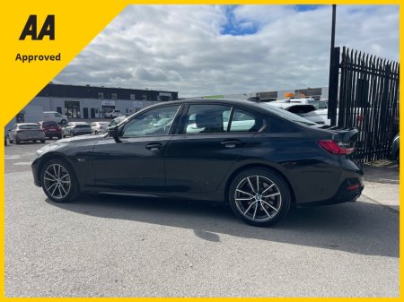 2022 BMW 3-Series - photo 16