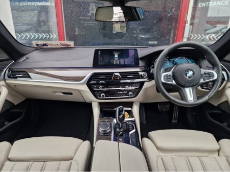 2018 BMW 5-Series - photo 27
