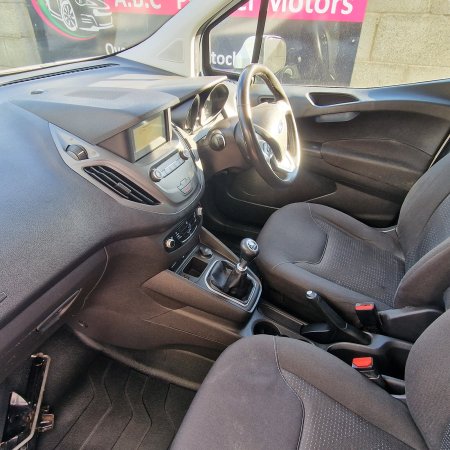 2019 Ford Courier - photo 10