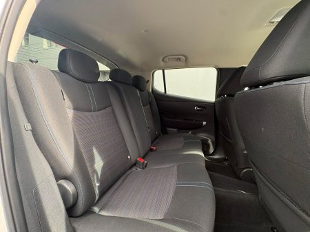 2021 Nissan Leaf - photo 14