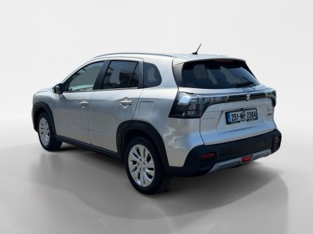 2025 Suzuki SX4 - photo 6