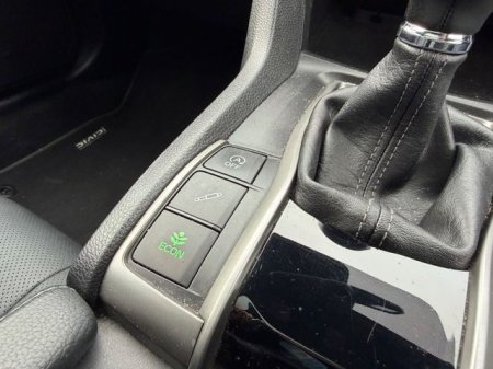 2018 Honda Civic - photo 36